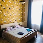 La Garconniere Centre Historique Homestay