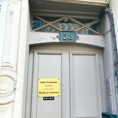 La Garconniere Centre Historique Homestay